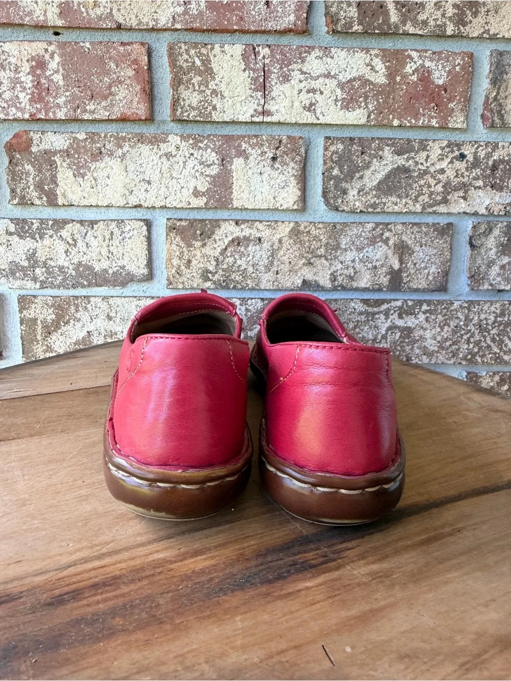 Born Women's Red Leather Tasseled Loafers Size 8 Light Wear See Pics So Cute!